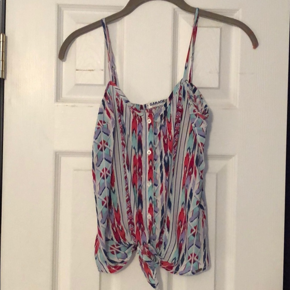 Garage Tie front Top